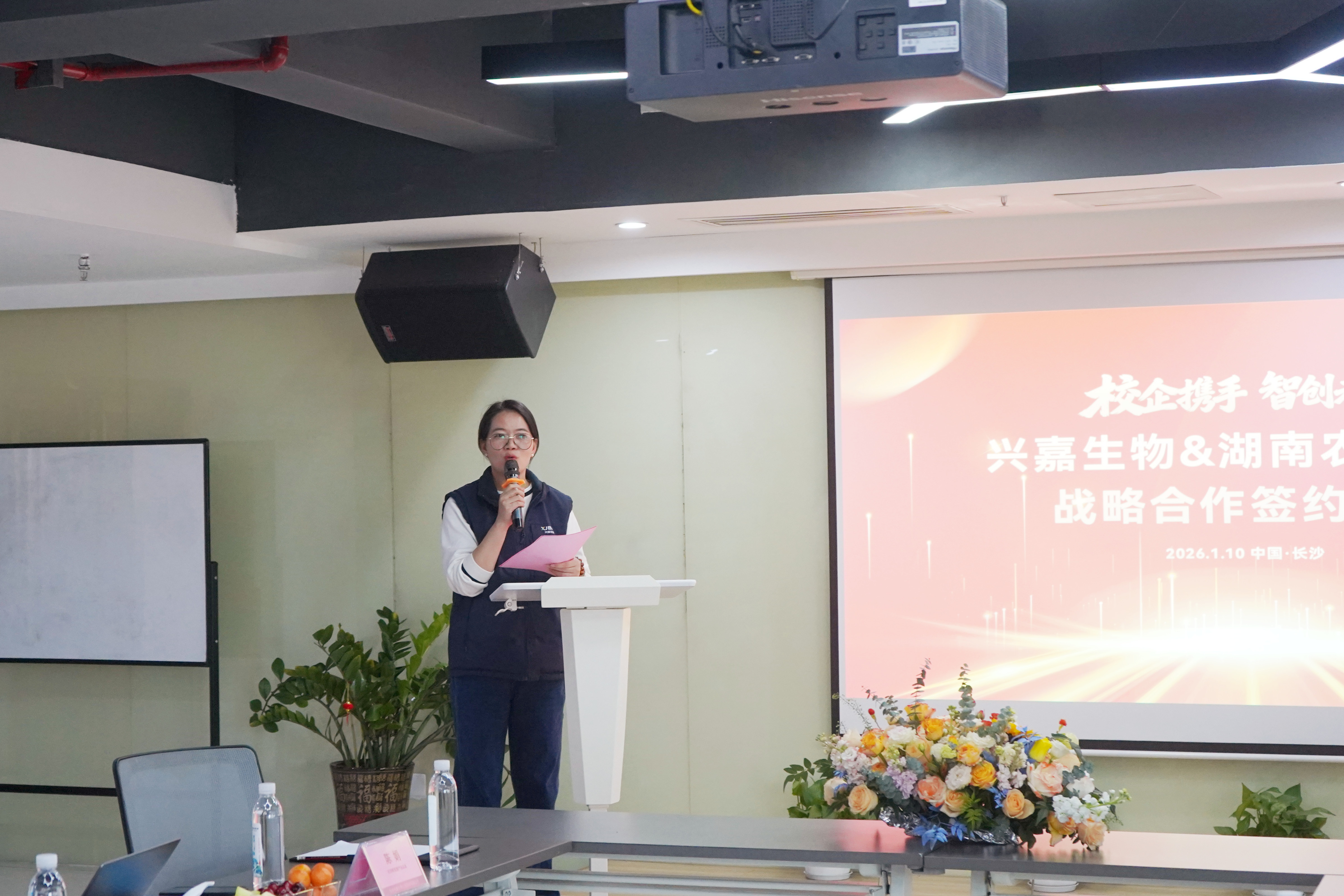 DSC08659.JPG (2.19 MB)