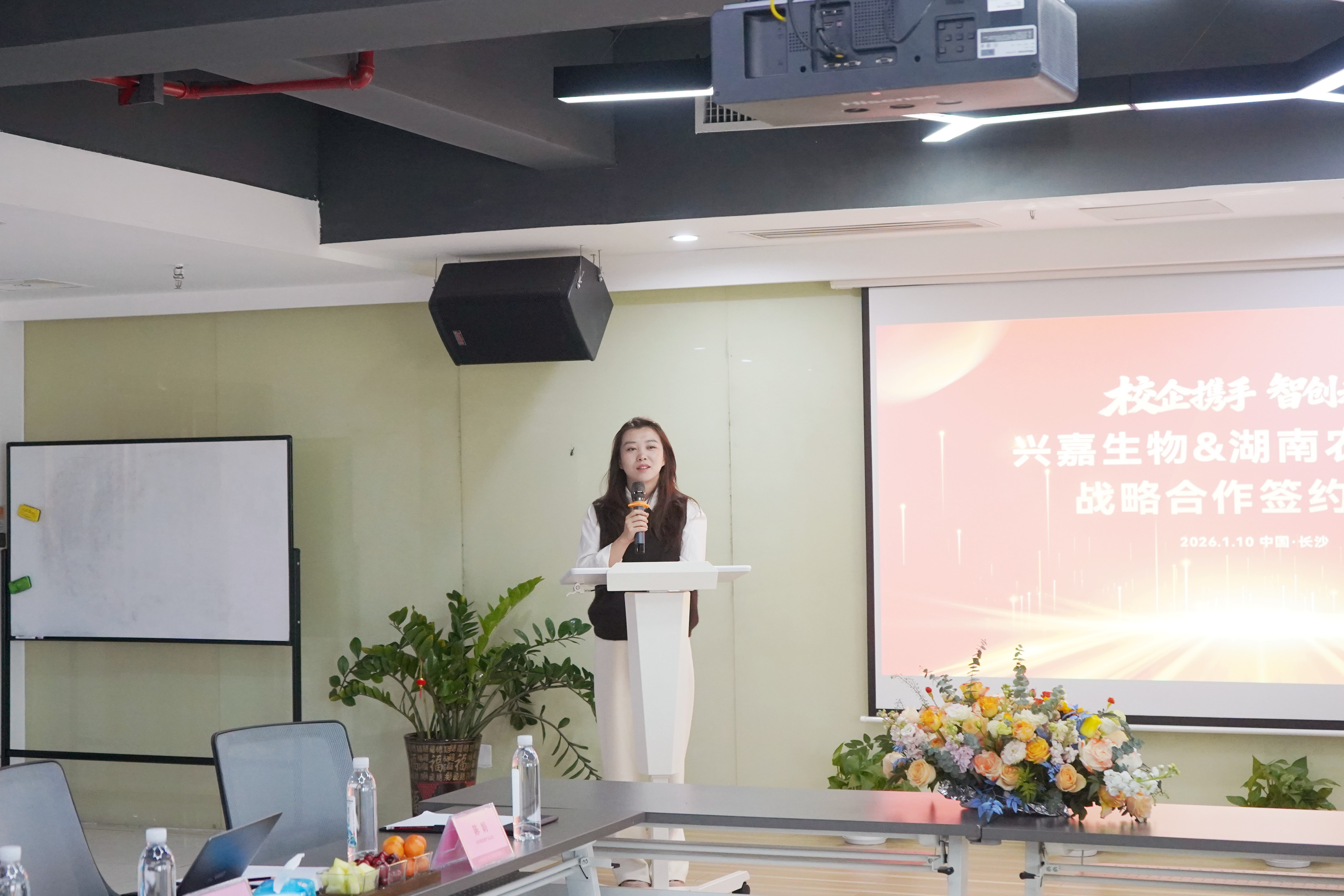 DSC08720.JPG (2.44 MB)